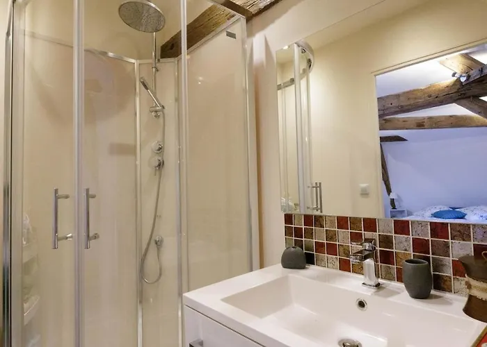 Chartreuse Du Xviiieme Siecle Nyaraló *