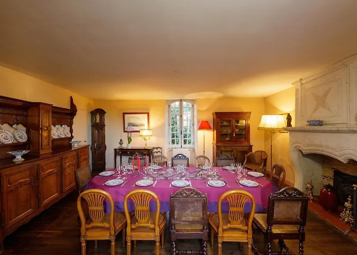 Chartreuse Du Xviiieme Siecle Holiday home Val de Louyre et Caudeau