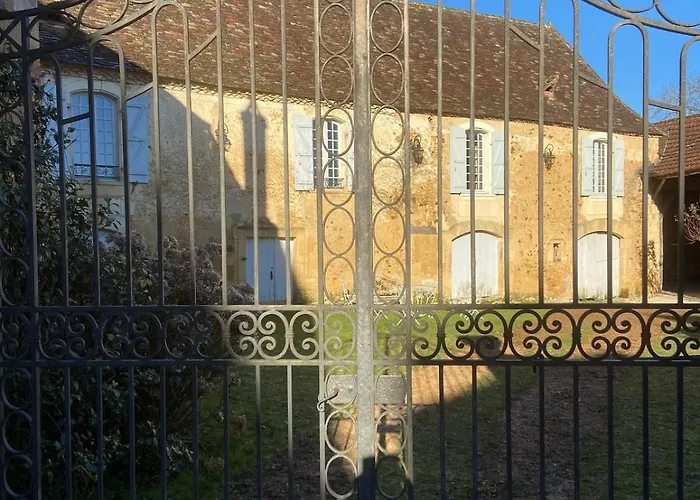 Chartreuse Du Xviiieme Siecle * Val de Louyre et Caudeau